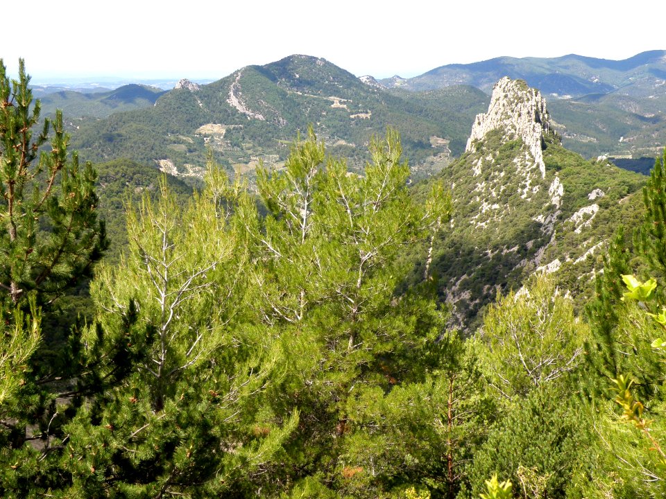 Rocher Saint-Julien profil est 20