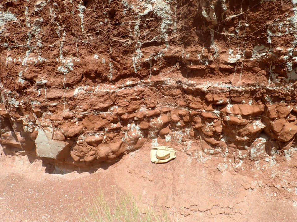 Rock point concretions