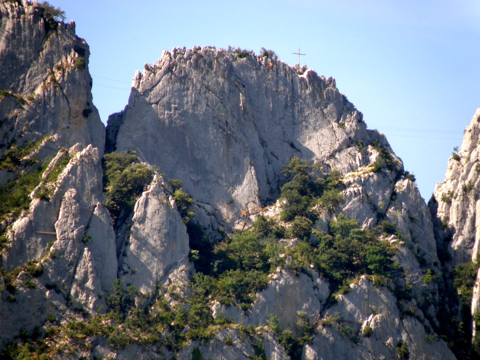 Rocher Saint-Julien escalade 38