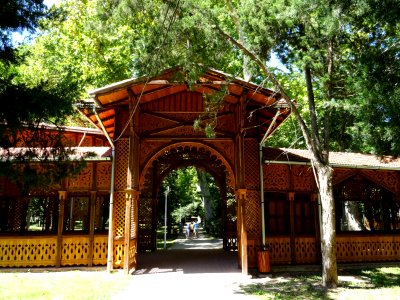 RO TM Buzias colonnade 1