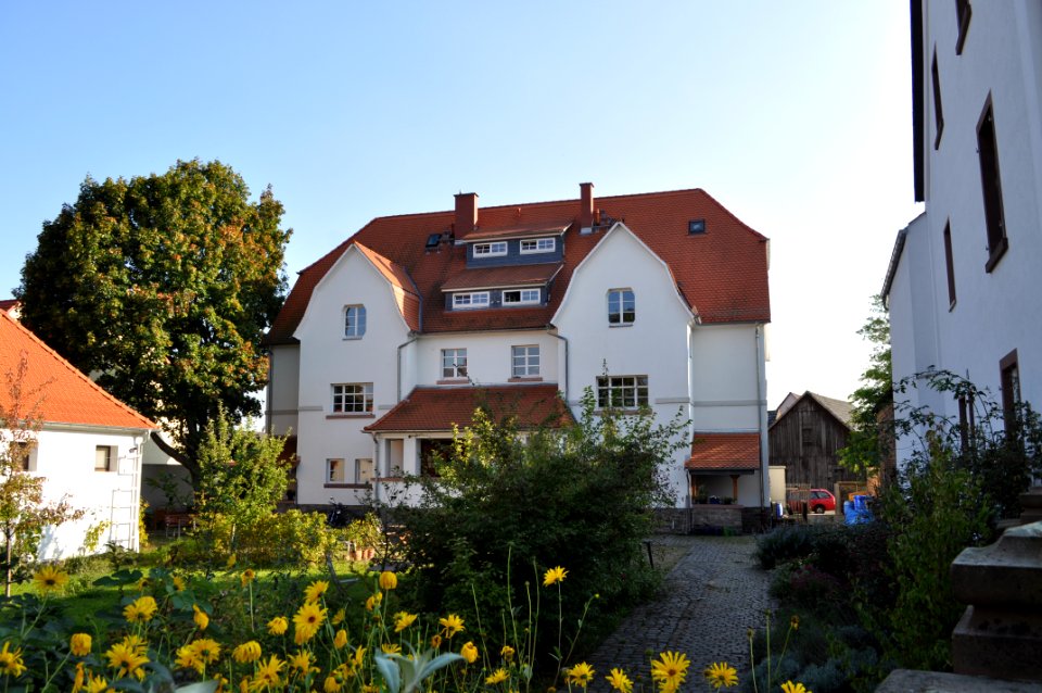 Rodheim vor der Höhe, Neue Alte Schule