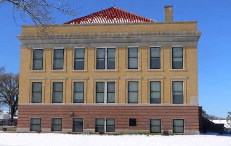 Roberts County, Texas, courthouse from NE 1