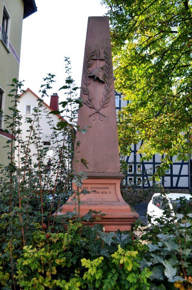Rodheim vor der Höhe, Kriegerdenkmal 1871-71