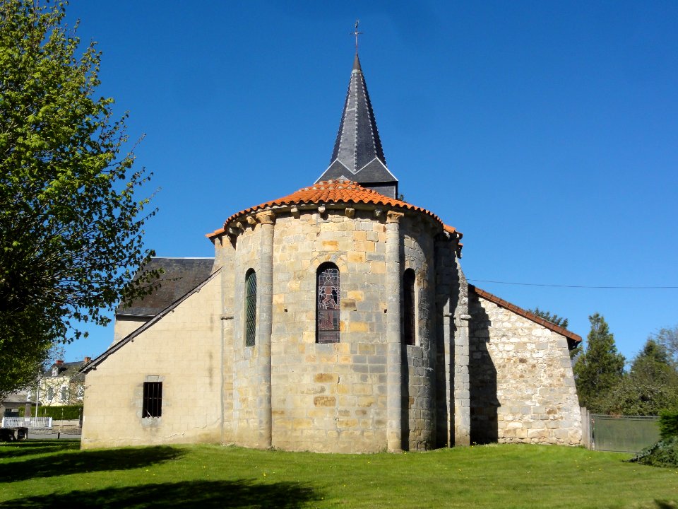 Roche d'Agoux (Puy-de-Dôme) église, chevet
