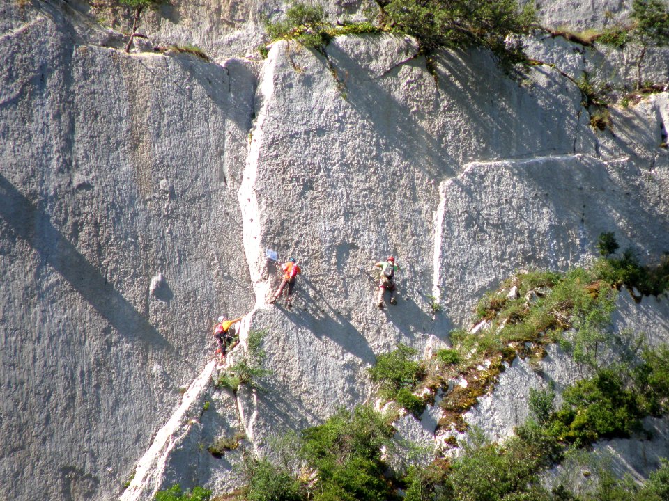 Rocher Saint-Julien escalade 17