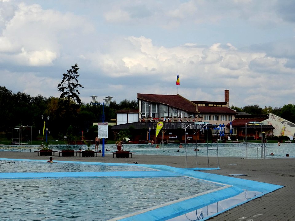 RO MS Complexul Weekend 1