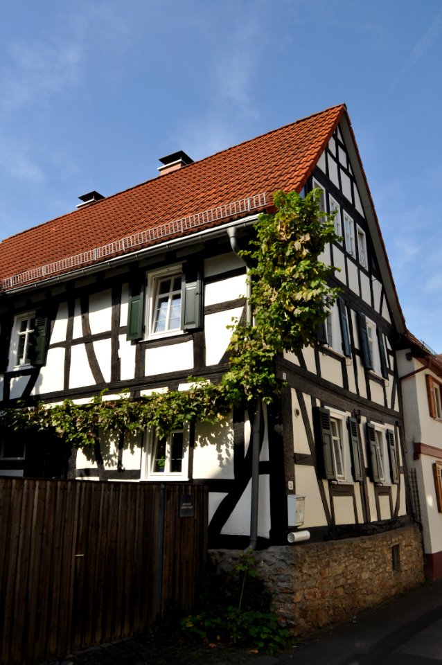 Rodheim vor der Höhe, Junkergasse 2