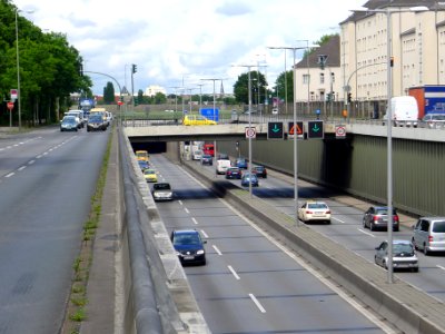 Robert-Schuman-Brücke (Berlin-Tegel)