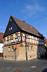 Rodheim vor der Höhe, Seeweg 1