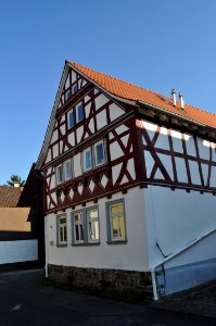 Rodheim vor der Höhe, Königstraße 19