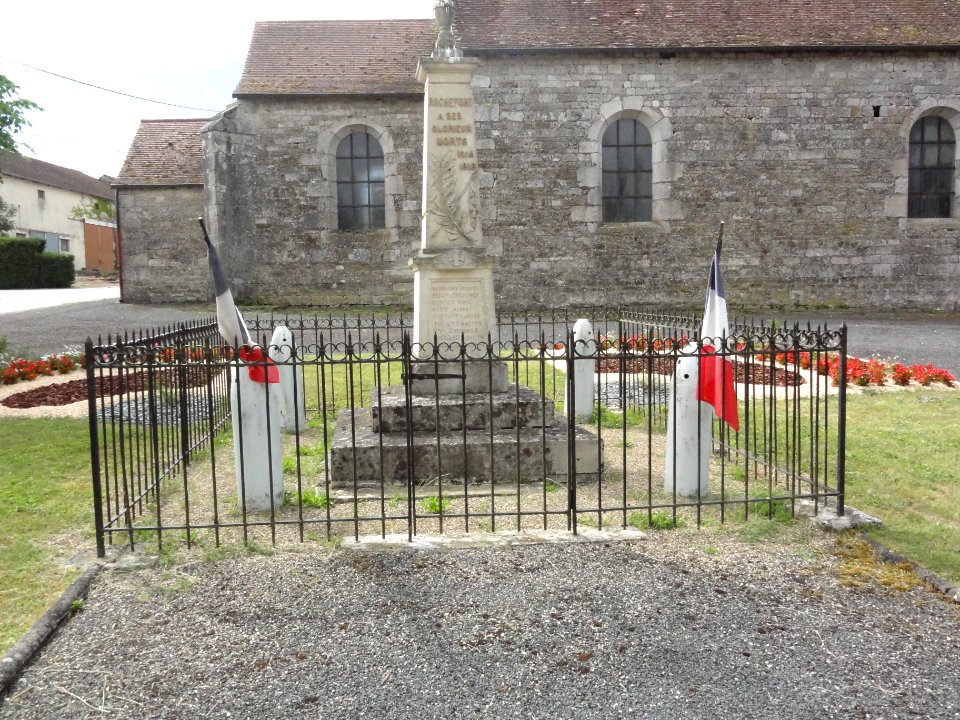 Rochefort-sur-la-Côte (Haute-Marne) monument aux morts