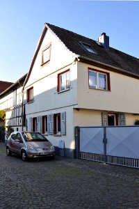 Rodheim vor der Höhe, Hauptstraße 4-6 (1)