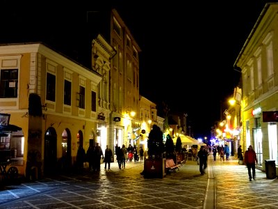 RoBrasovRepubliciiNight