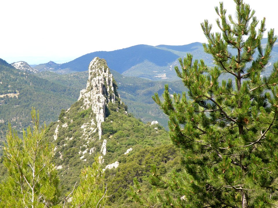 Rocher Saint-Julien profil est 11
