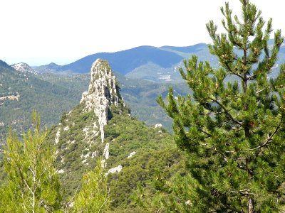 Rocher Saint-Julien profil est 11