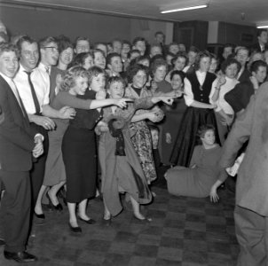 Rock-'n-Roll danswedstrijd in Krasnapolsky te Amsterdam, Bestanddeelnr 908-2958