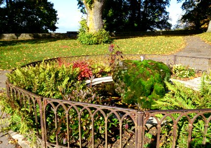 Rothenburg ob der Tauber, Alte Burg, Brunnen