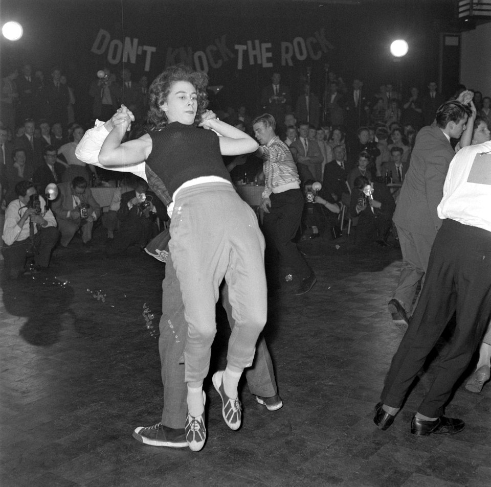 Rock-'n-Roll danswedstrijd in Krasnapolsky te Amsterdam, Bestanddeelnr 908-2960
