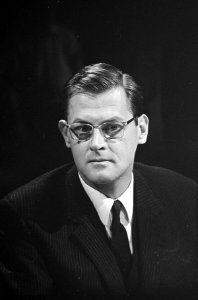 Robert Neild . Nummer 19 Sommer, nummer 20 Hilterman, nummer 21.22 Francis Noel , Bestanddeelnr 920-7483