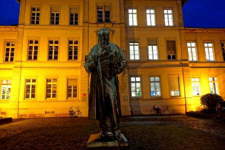 Robert Wilhelm Bunsen by Hermann Volz - Heidelberg, Germany - DSC01558