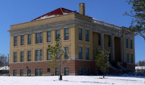 Roberts County, Texas, courthouse from N 1