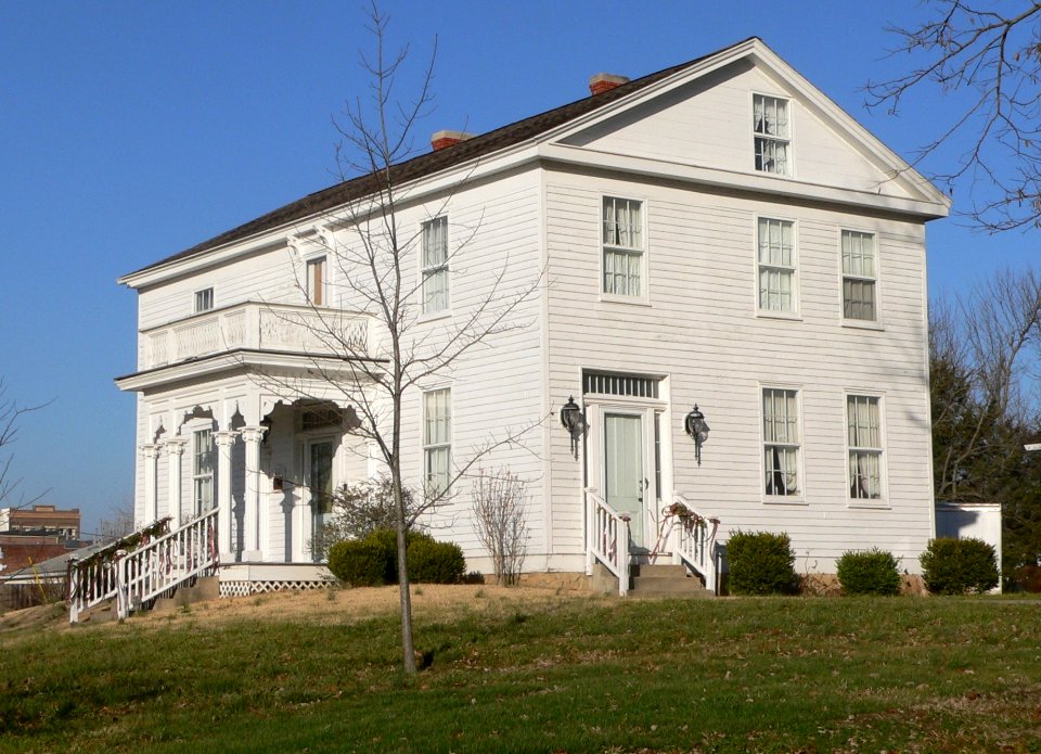Robnett-Payne house (Fulton, MO) from SE 2