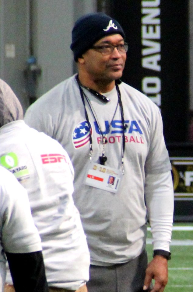 Robert Moore (American football) Jan 2018