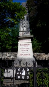 Rochemaure - monument aux morts