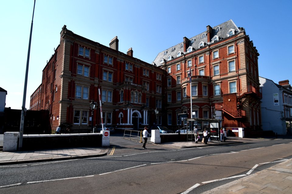 Rougemont Thistle Hotel