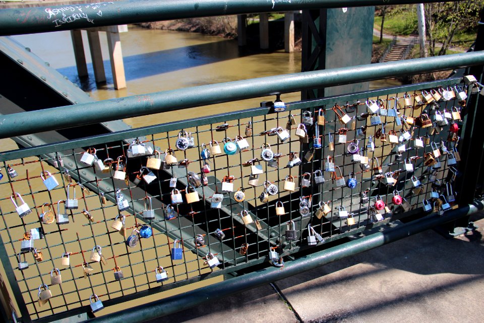 Robert Redden Footbridge love padlocks, March 2018