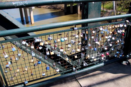 Robert Redden Footbridge love padlocks, March 2018 photo