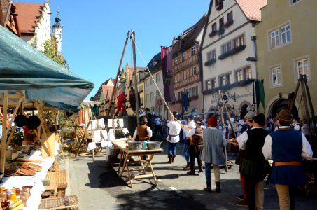 Rothenburg Herrnbrunnen Schandkorb2