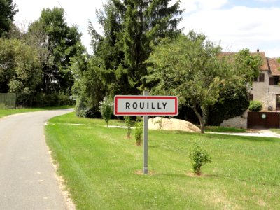 Rouilly (Seine-et-Marne) city limit sign Rouilly