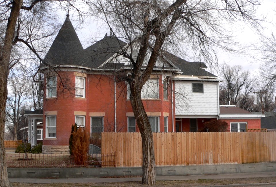 Rourke house (La Junta, Colorado) from S 1