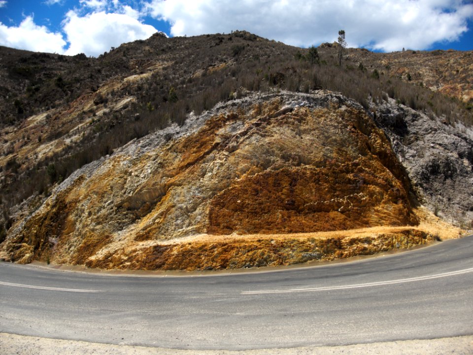 Rock above Queenstown 20171121-031
