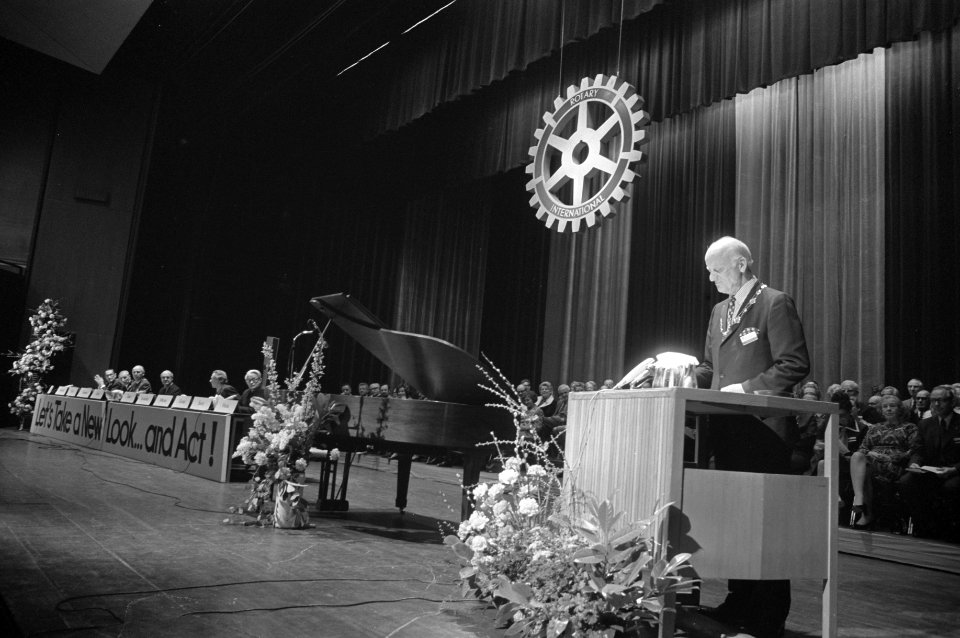 Rotary-congres Onze toekomstige samenleving in RAI-congrescentrum, Bestanddeelnr 926-3101