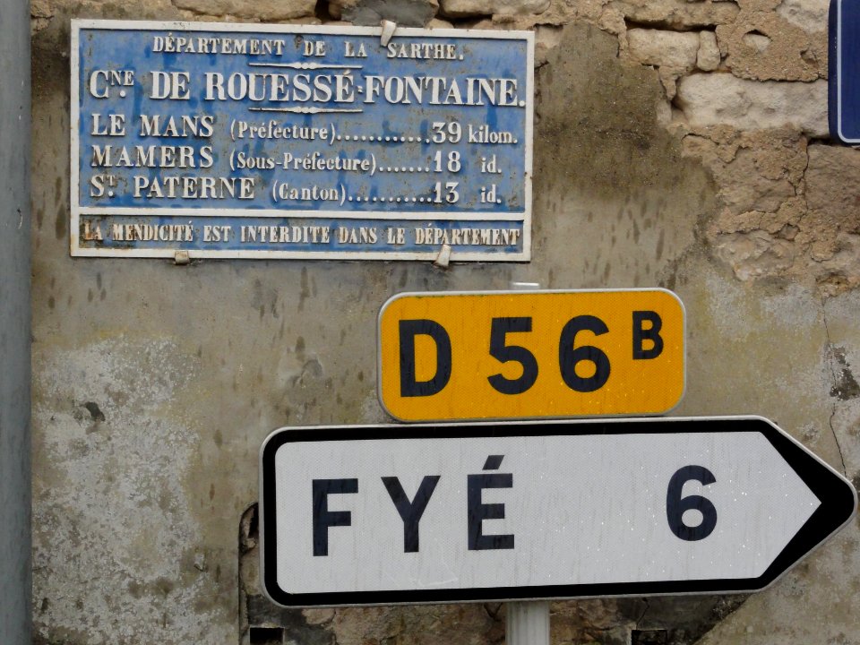 Rouessé-Fontaine (Sarthe) plaque de cocher D56b