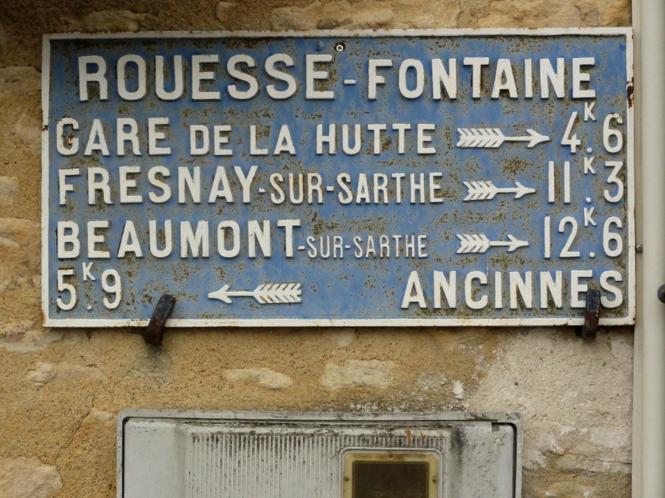 Rouessé-Fontaine (Sarthe) plaque de cocher