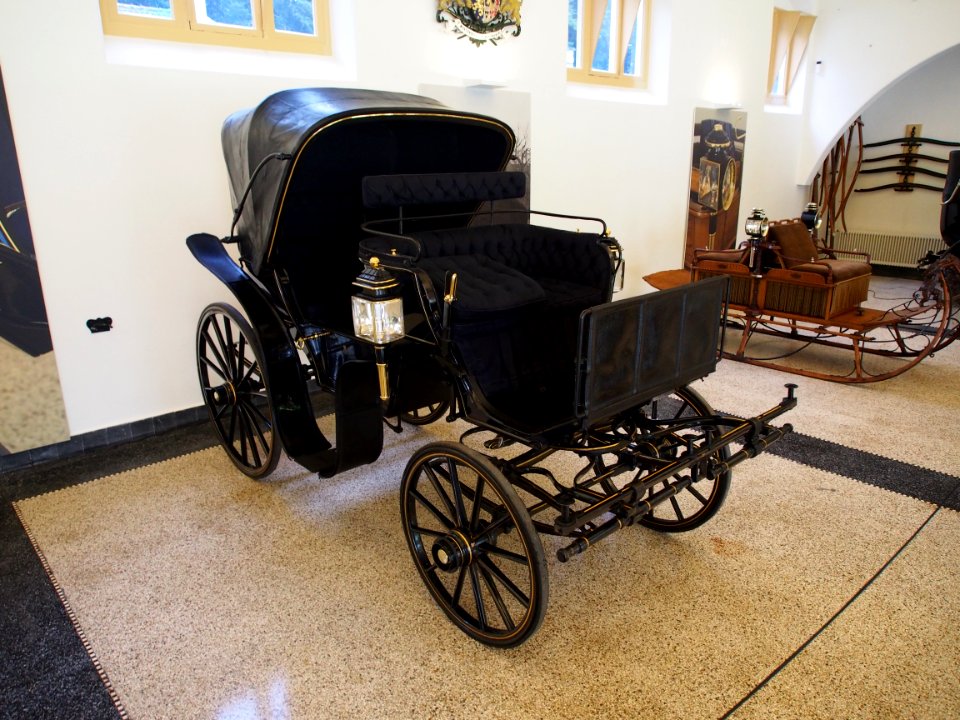 Royal Carriage at Het Loo Paleis, pic1