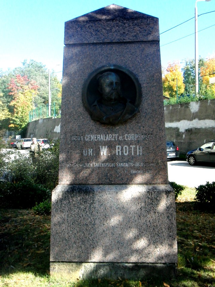Roth 01 Dresden Albertstadtkaserne, W.A.Roth-Denkmal