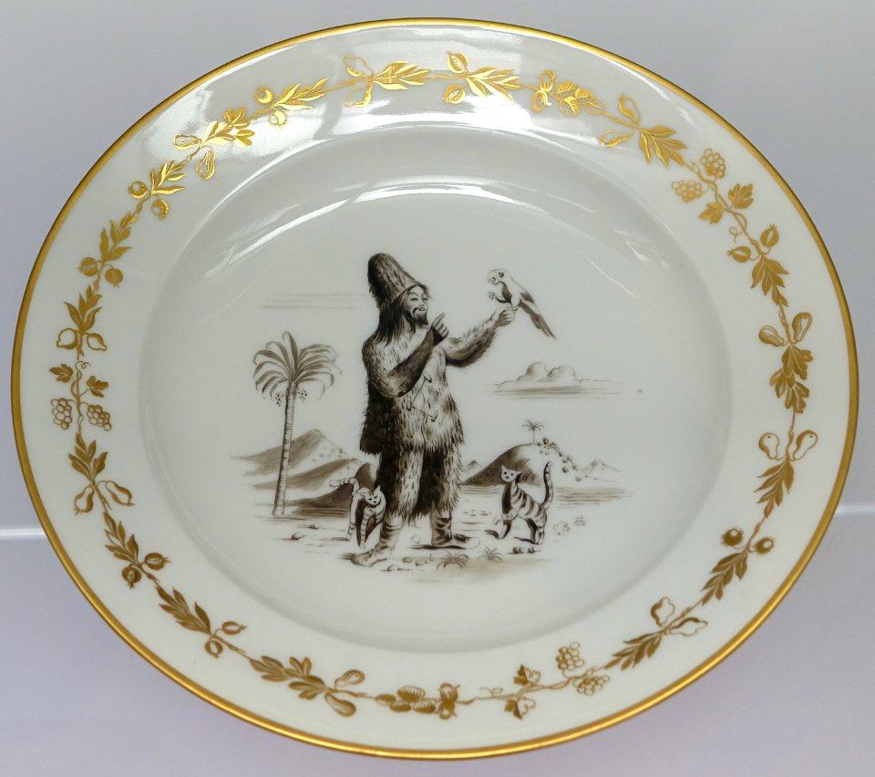 Robinson Crusoe service, decorated by Richard Seewald, Staatliche Porzellan-Manufaktur Berlin (KPM), 1928, porcelain - Bröhan Museum, Berlin - DSC04056