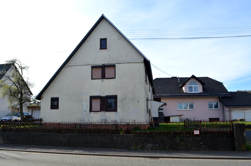 Rothenbach, Koblenzer Straße 7 (1)