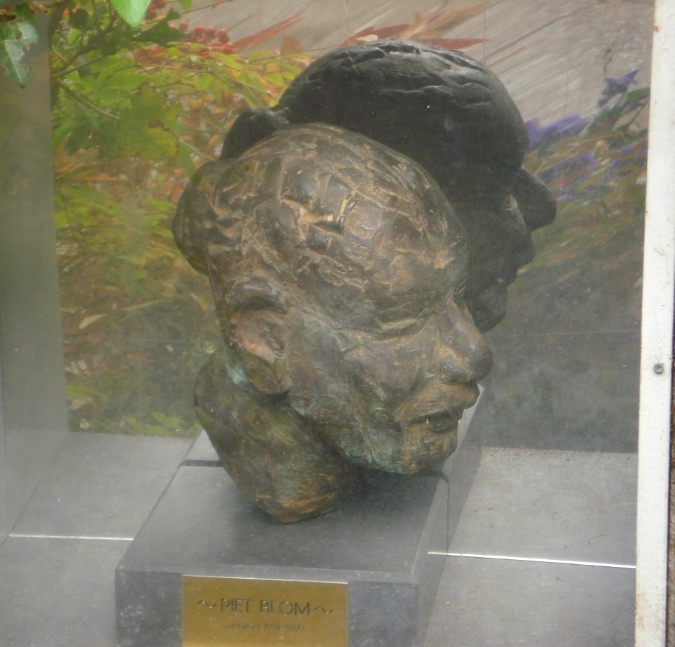 Rotterdam kunstwerk piet blom