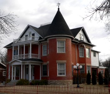 Rourke house (La Junta, Colorado) from SW 1