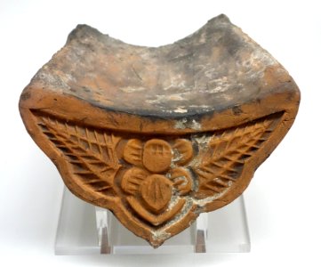 Round Roof Tile, excavated from Shuri Castle site, Shuri Tonokura-cho, Naha, Okinawa - Tokyo National Museum - DSC05439