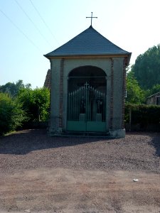 Rosult (Nord, Fr) calvaire face au Ponceau de la Caterie