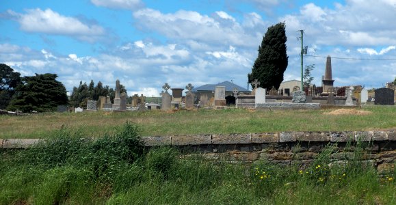 Ross Anglican Cemetery 20201113-032