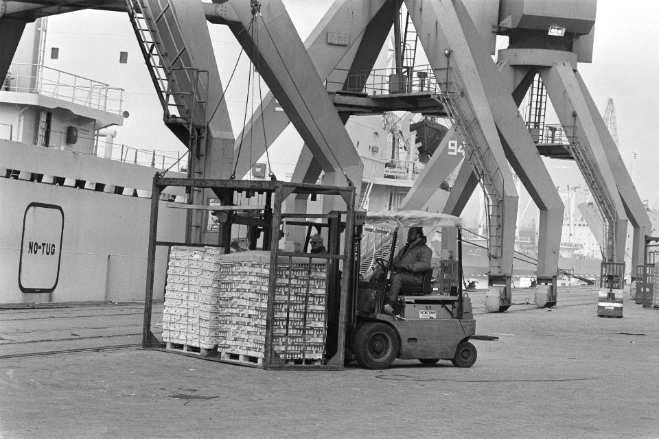 Rotterdam, werkzaamheden in de stukgoedsector, Bestanddeelnr 933-8782