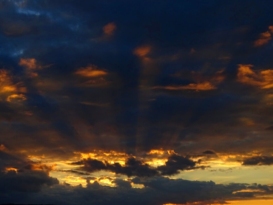 Sunset sky lighting photo