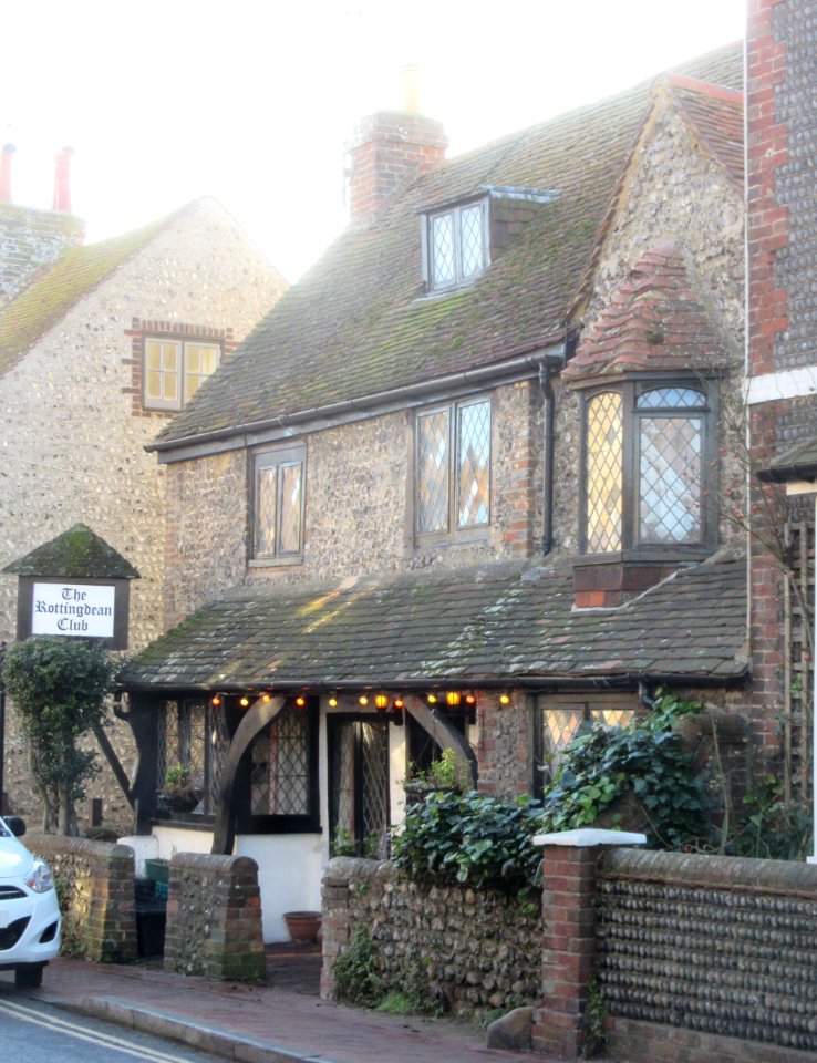 Rottingdean Club, 89 High Street, Rottingdean (NHLE Code 1381626) (December 2016)